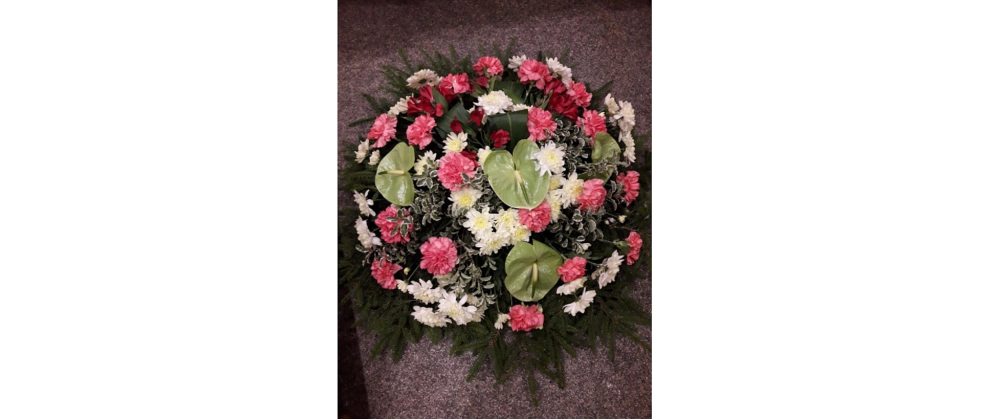 funeral floristry, funeral wreath