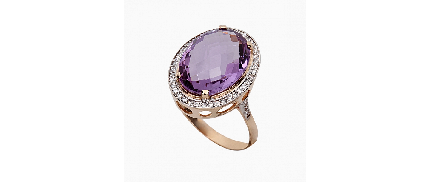 Gold ring with amethyst