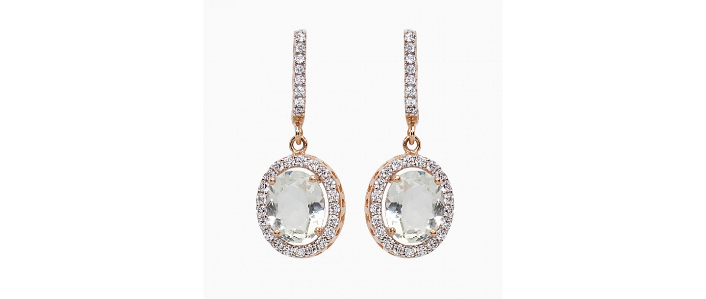 Gold earrings with quartz