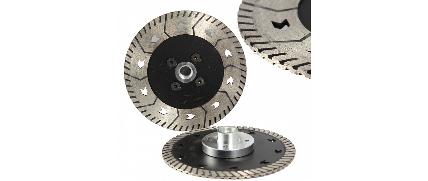 Diamond disc with flange
