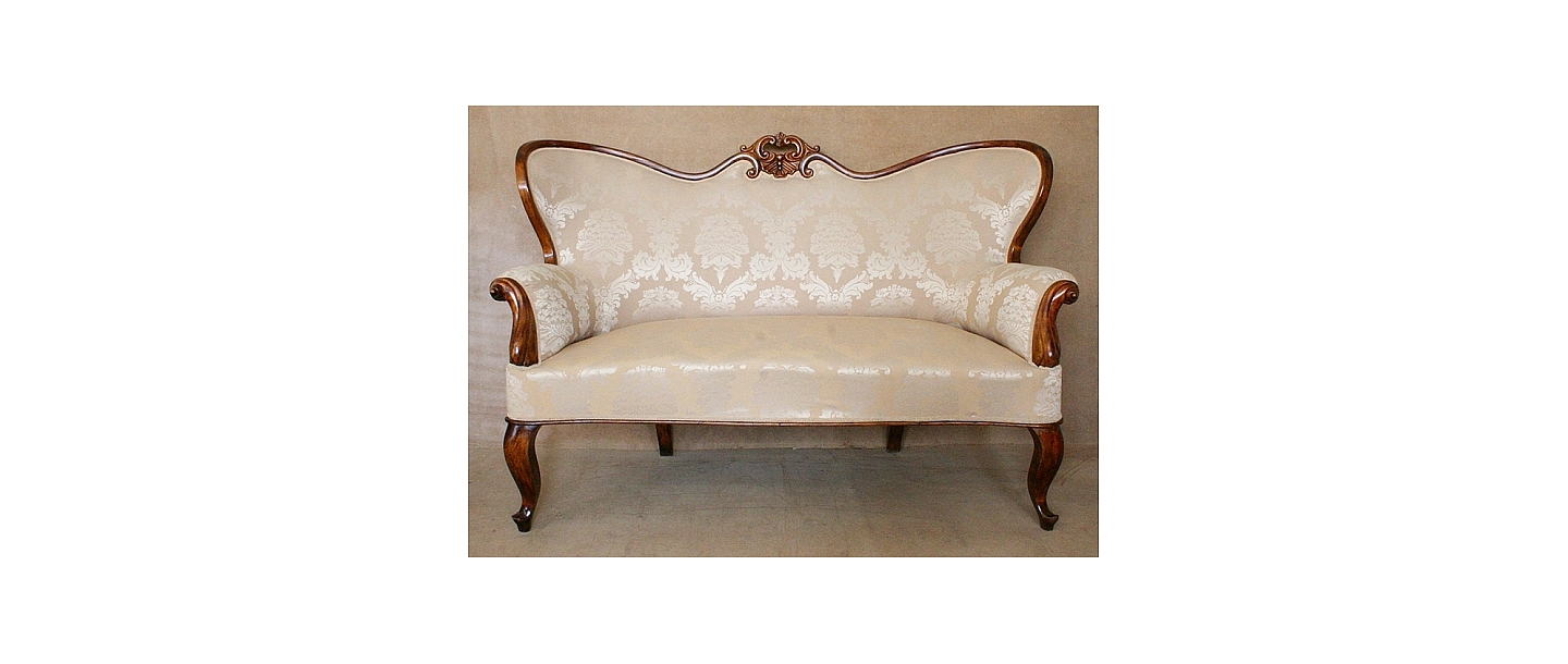 19. gs. sofa - restored