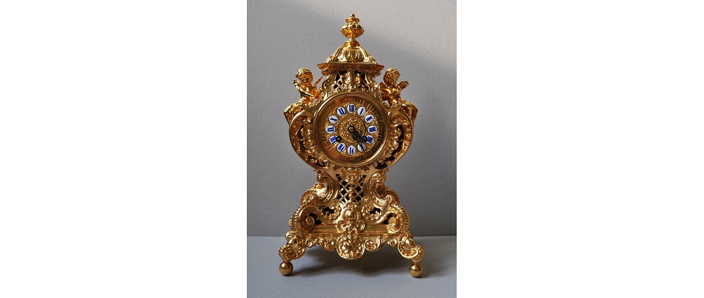 Позолоченный 19 век. настольные часы - отреставрирован