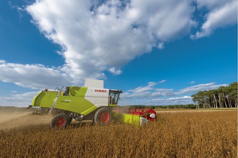 Combine harvester Claas Tucano 570