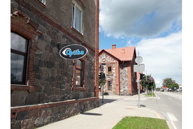 Madona Optics Salon