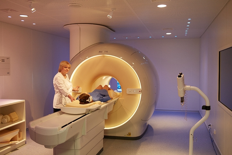 Magnetic resonance