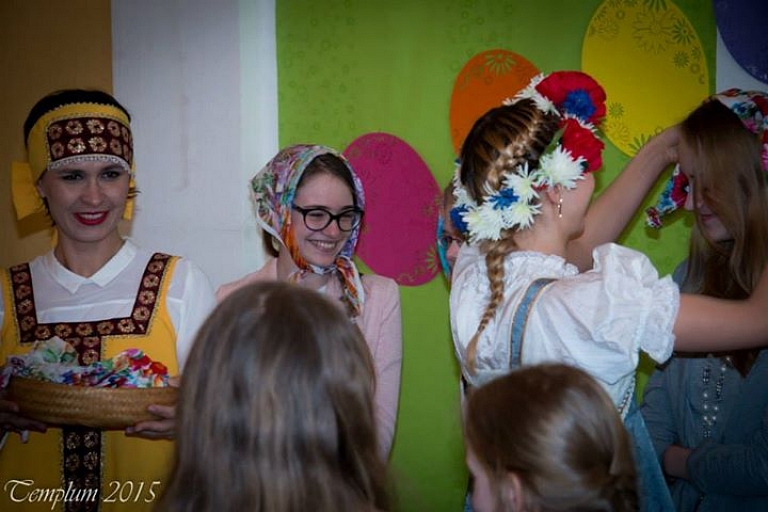 Privātskola. Krievu, latviešu, vācu valoda