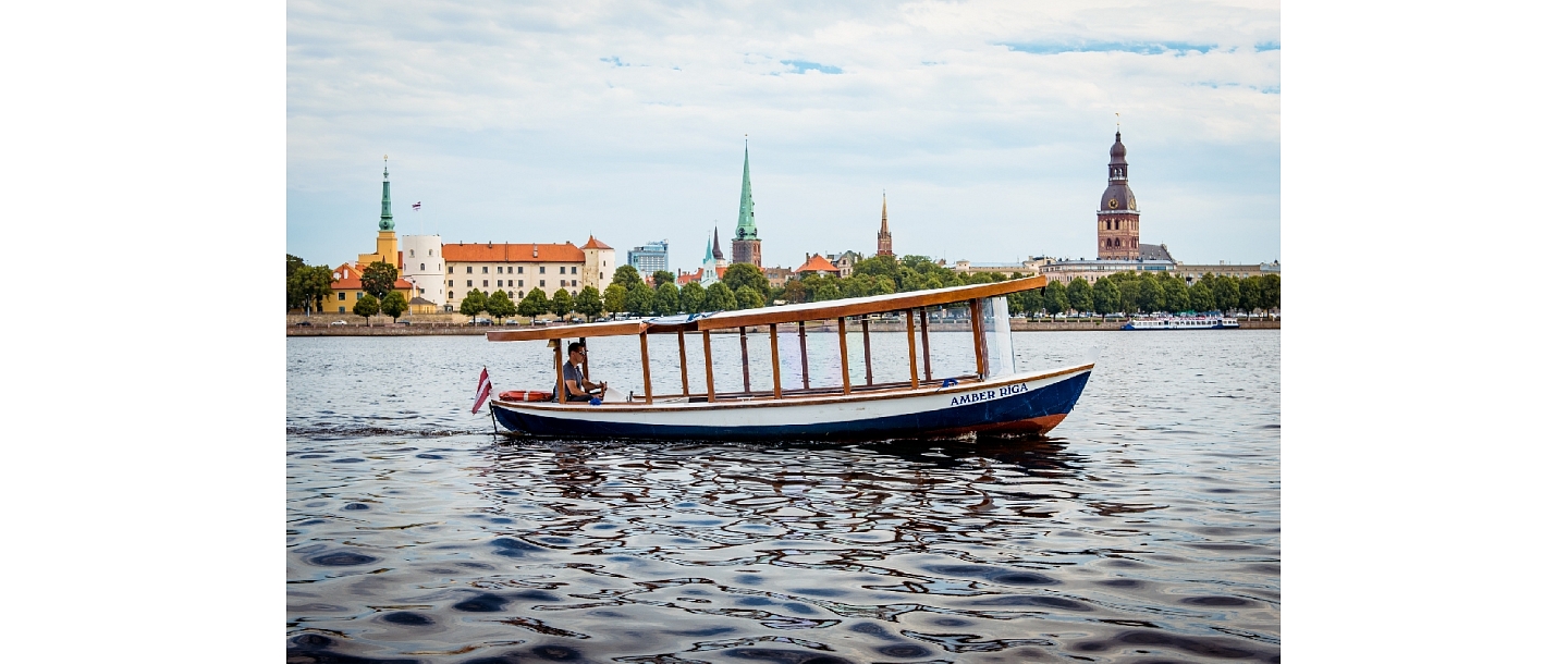 Amber Rīga - River Cruises