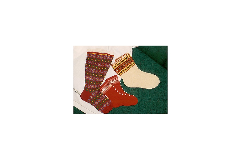 Изготовление шерстяных носков, Народные костюмы индивидуально и для коллективов, Текстильные изделия