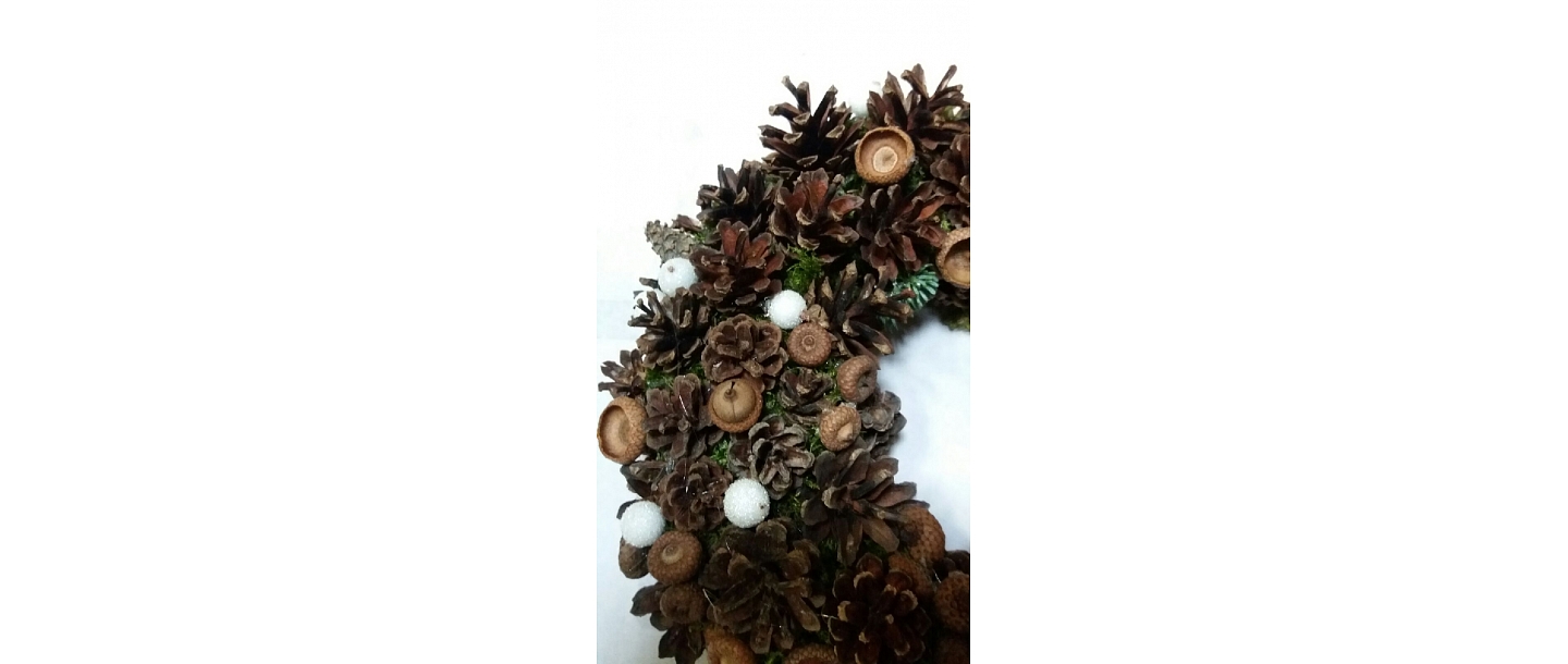 Decorative wreath