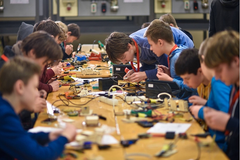 Construction of electronic models at Riga Technical College