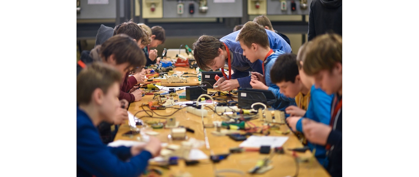 Construction of electronic models at Riga Technical College