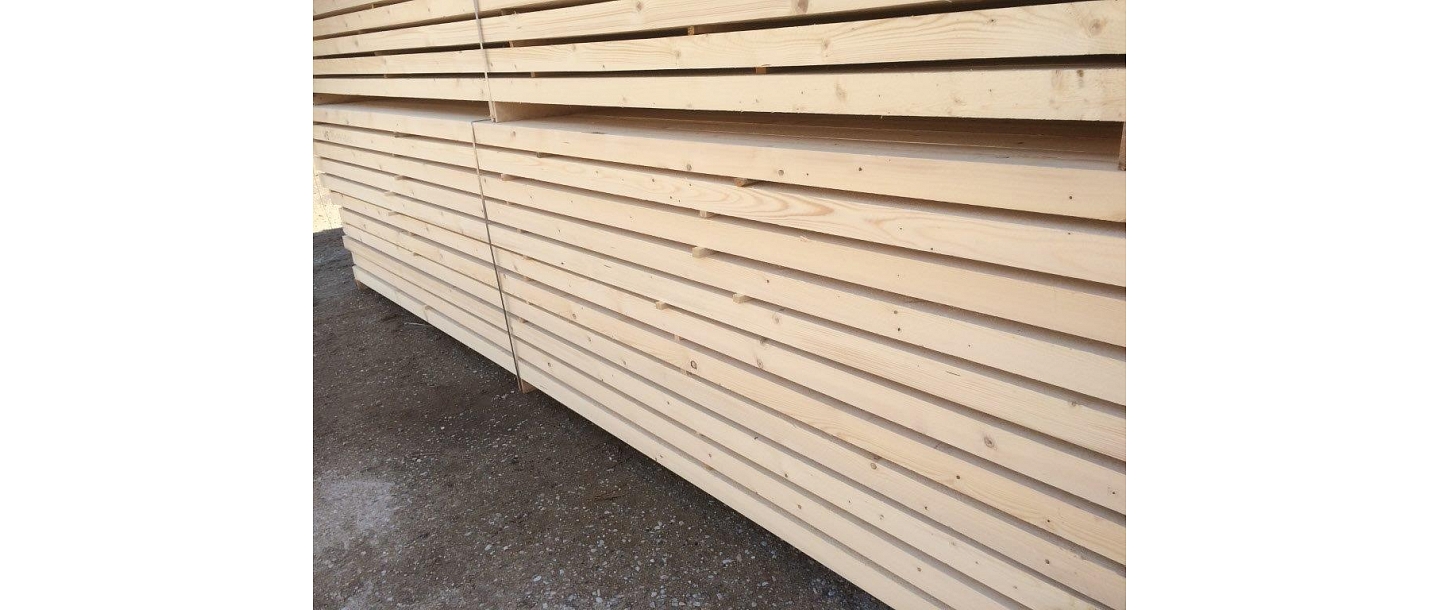 Non-dried sawn timber