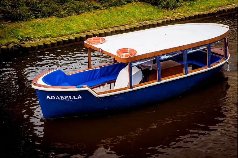 Canal boat ARABELLA