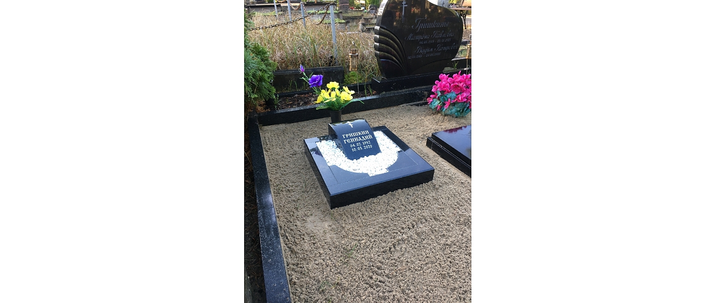 Granite monument production