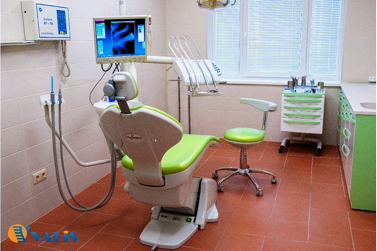 Tooth repair, treatment, extraction and prosthetics in a modern dental office