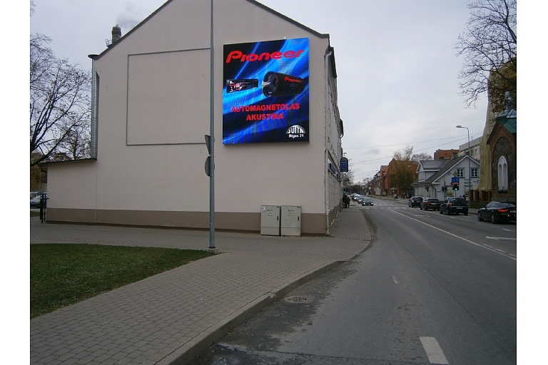 Vides reklāma Valmierā