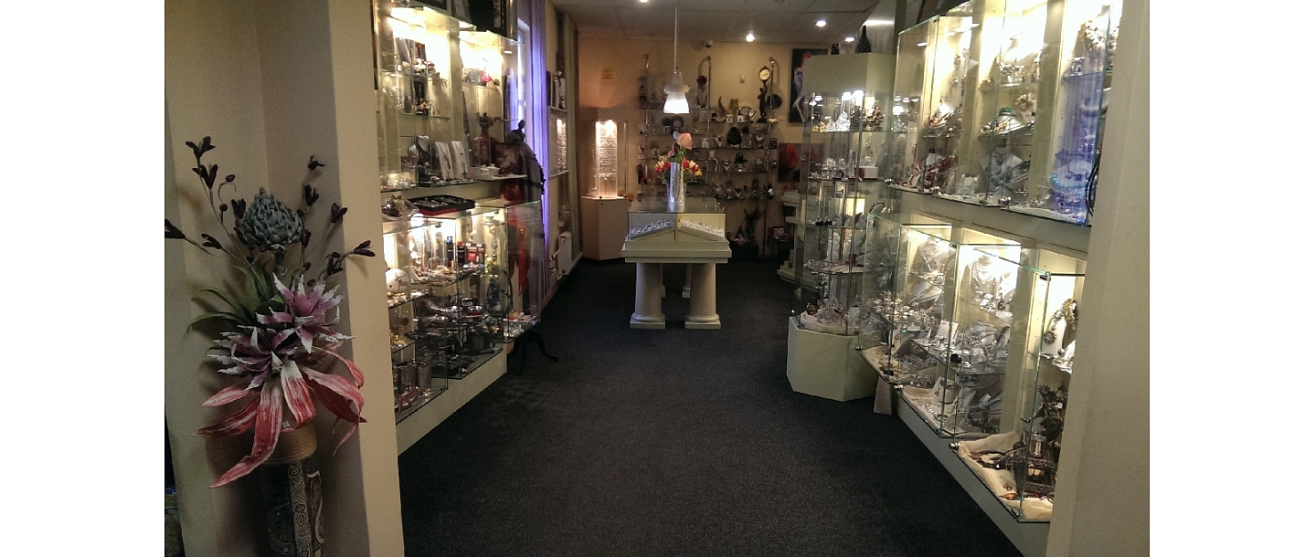 gold, silver, bijouterie