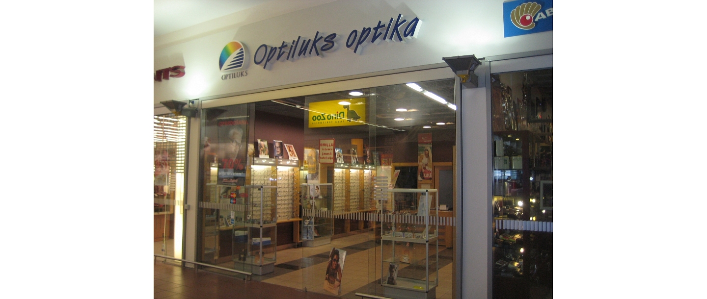 Eyeglass, contact lens, frame shop