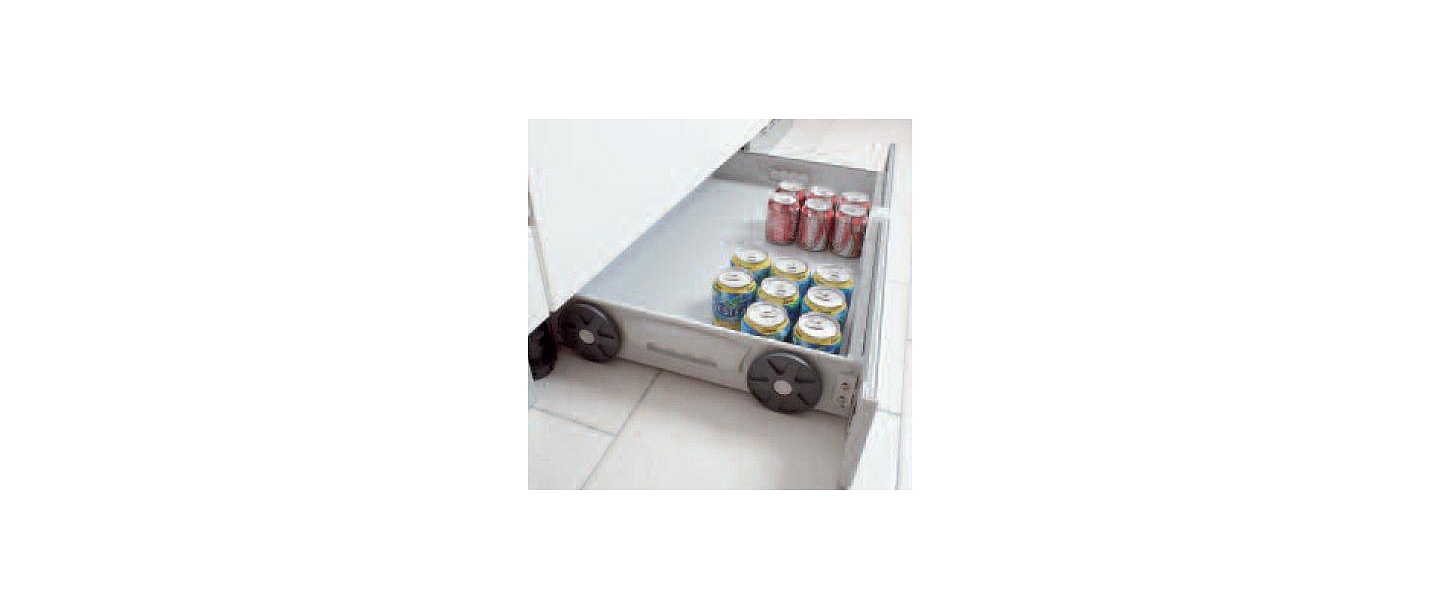 Plinth box