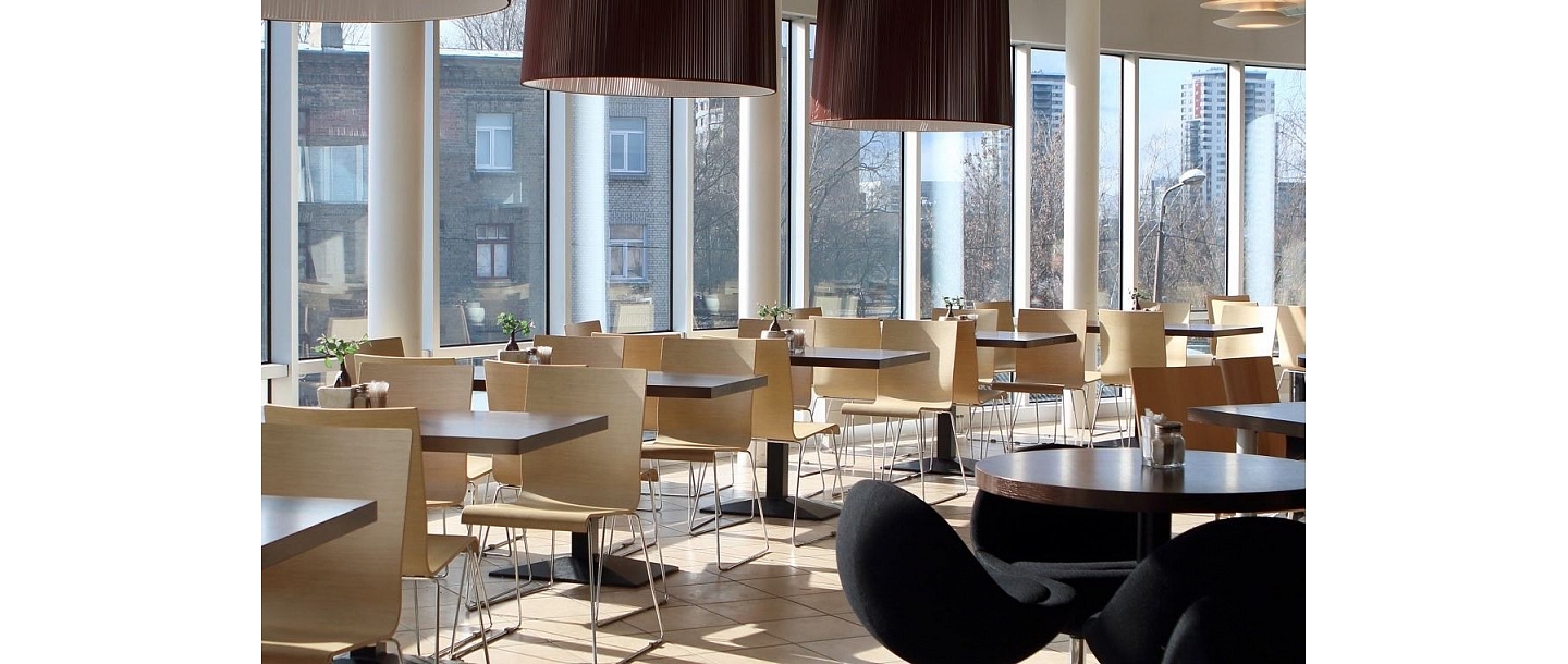 Lunch restaurants, canteens and cafes( Dunte Hall)