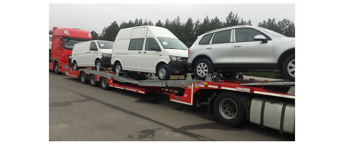 Auto transportēšana ar treileriem