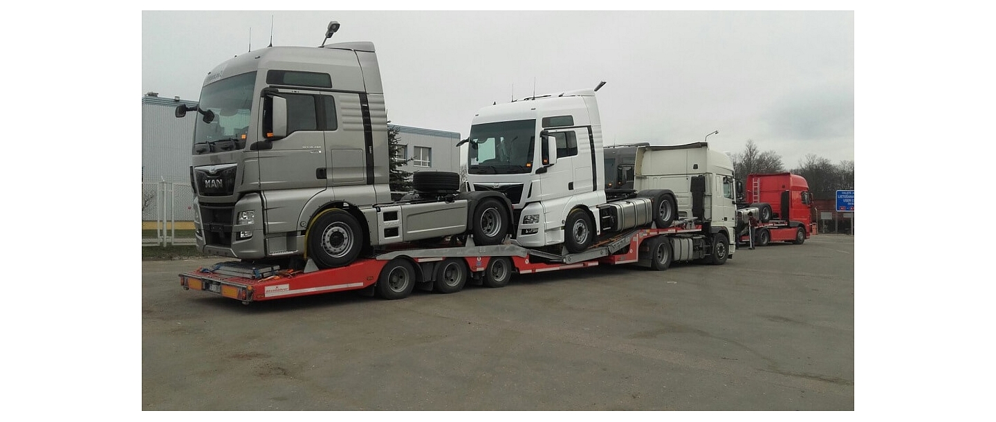 Oversized cargo transportation