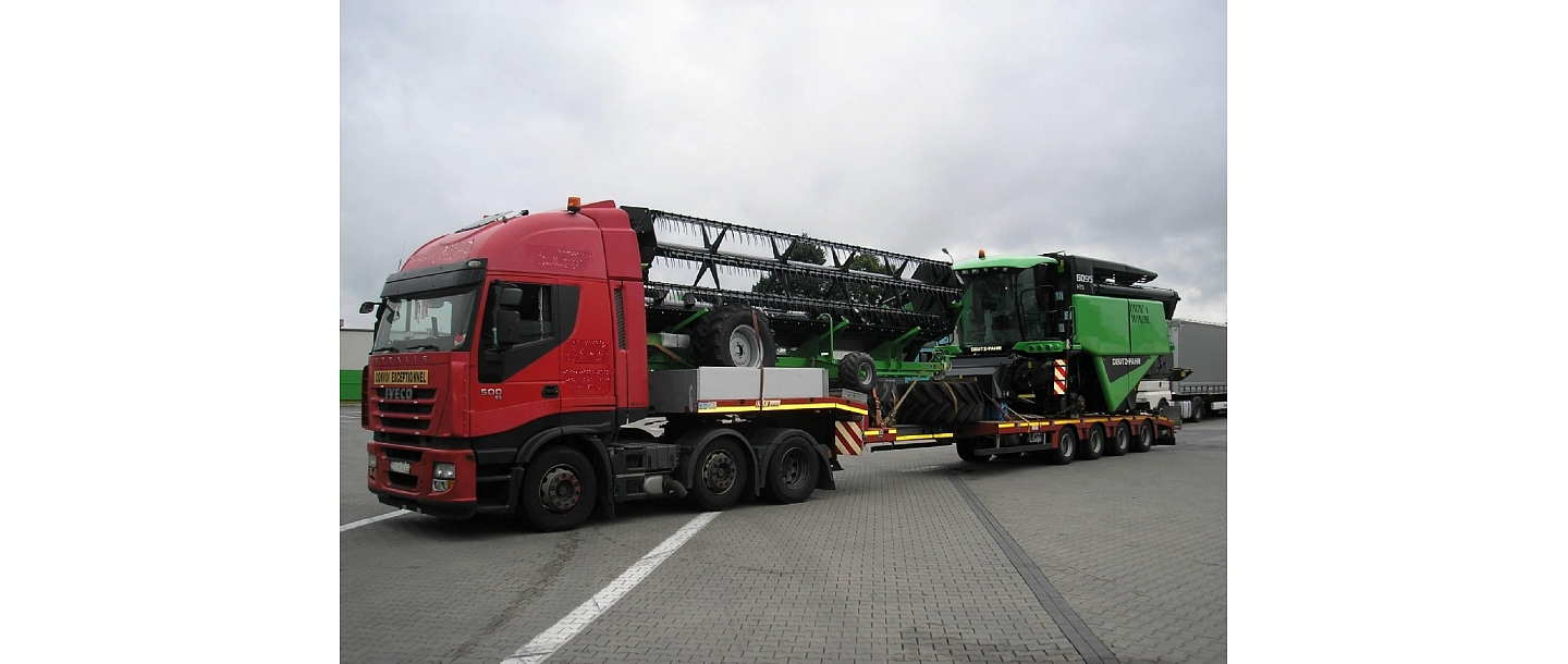 Transportation of agricultural machinery