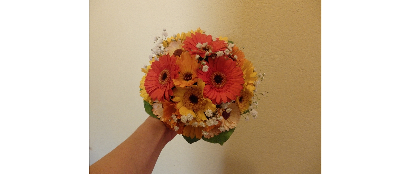 Saulespuķe, цветочная студия 