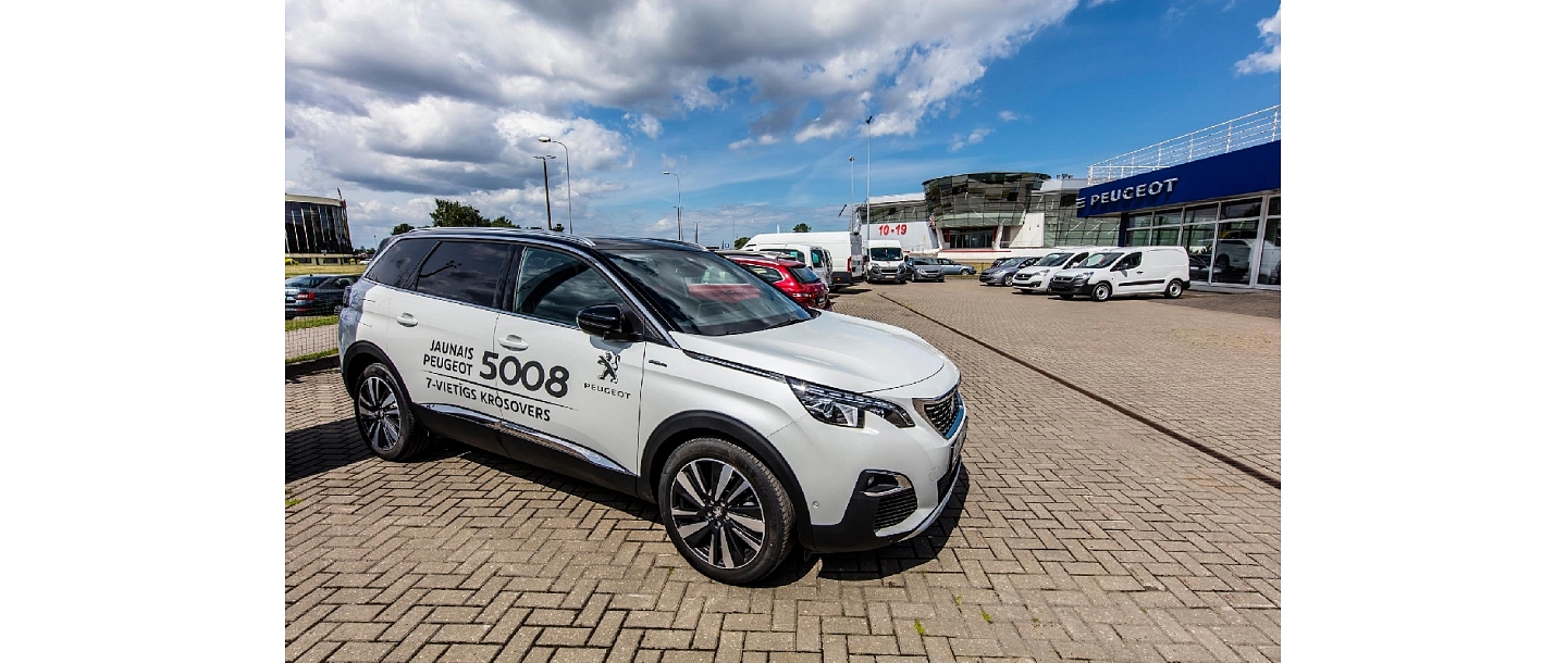 Peugeot 5008 krosovers džips Amserv Krasta