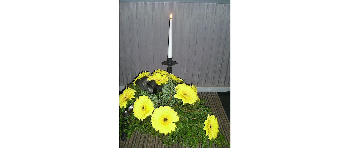 Funeral floristry, flowers, wreaths