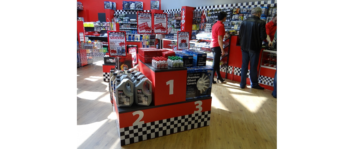 Merchandise stands LUNING SHOP FITTING