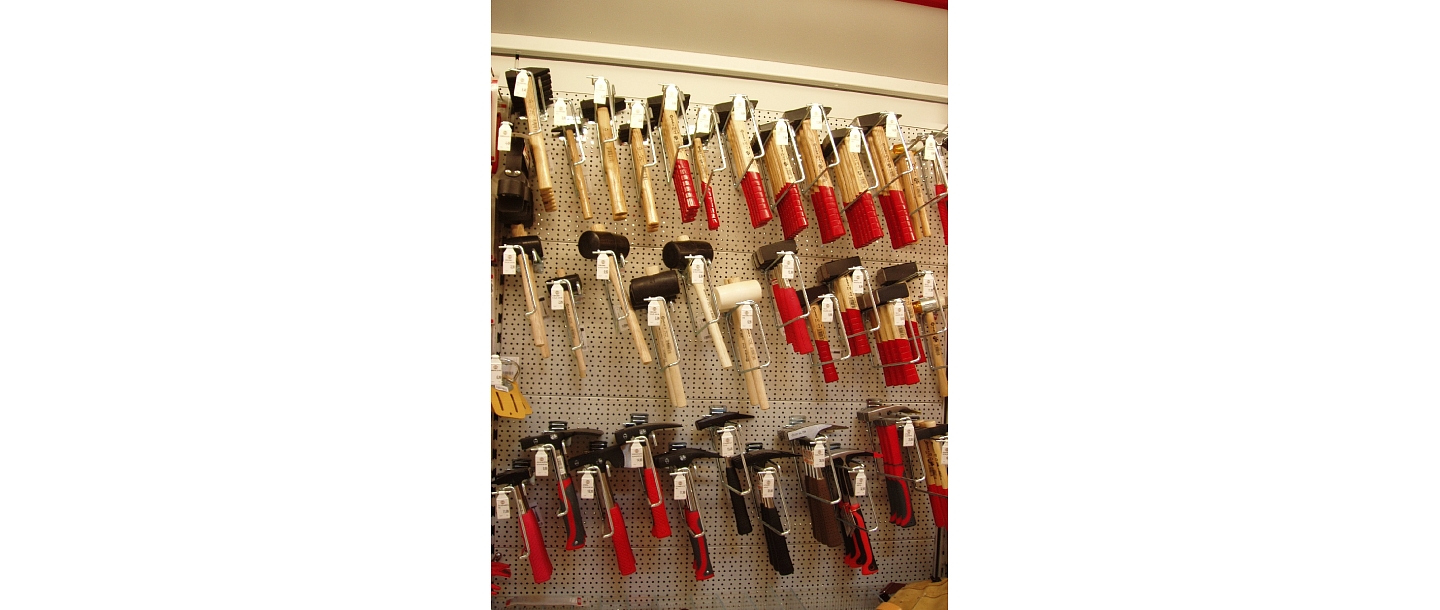 Shop stands LUNING SHOP FITTING