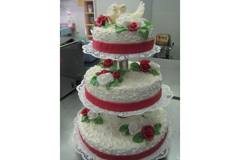 Wedding cakes in Aizkraukle