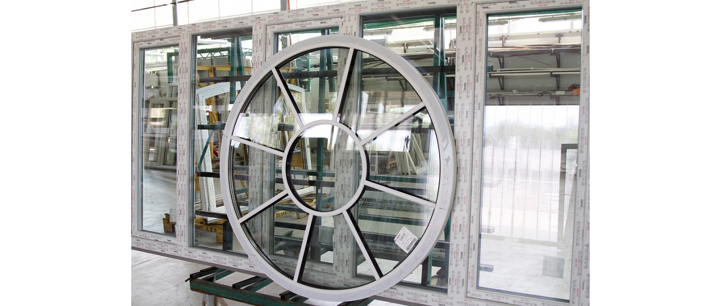 Round window factory