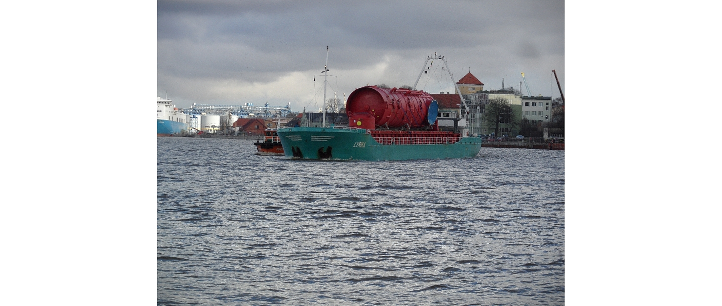 Tanks for storing liquids