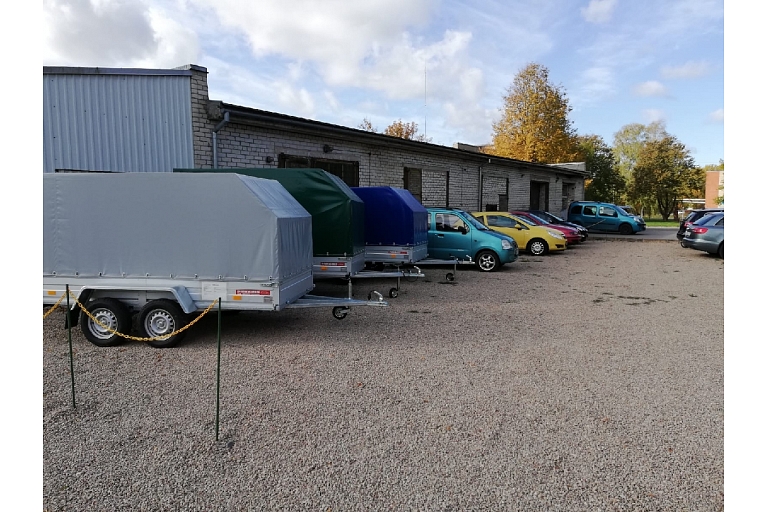 Car trailer trade