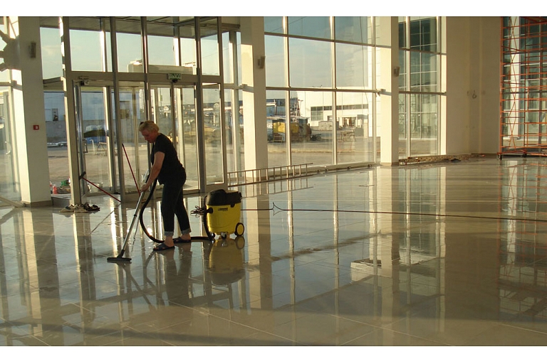 Cleaning Alviri