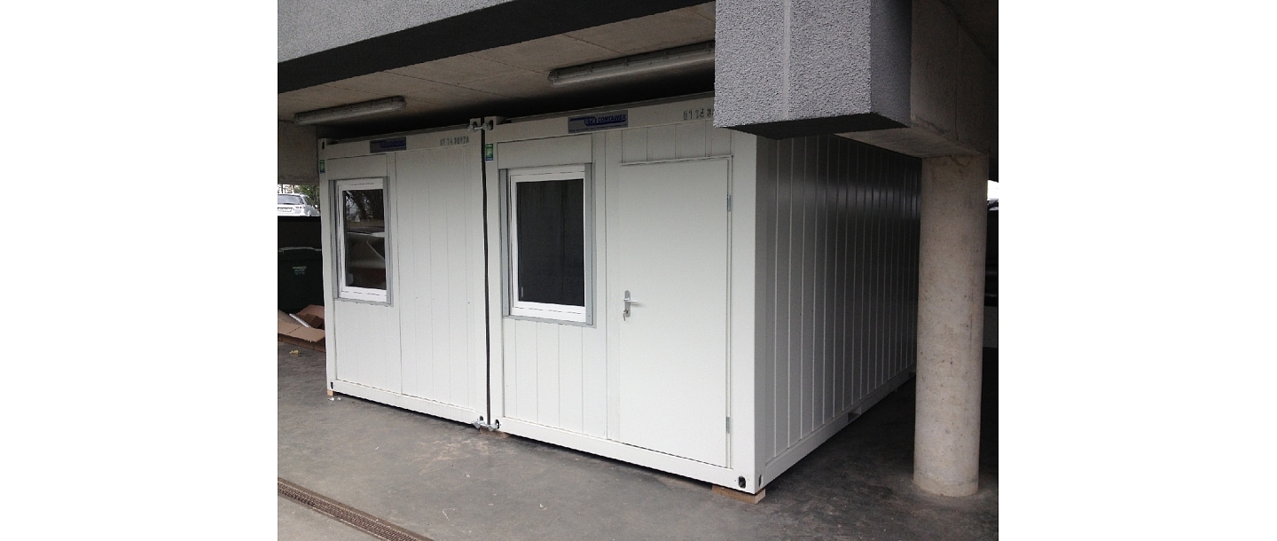 Compact office space