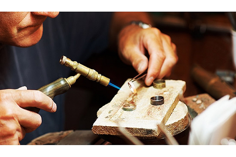 Engraver services