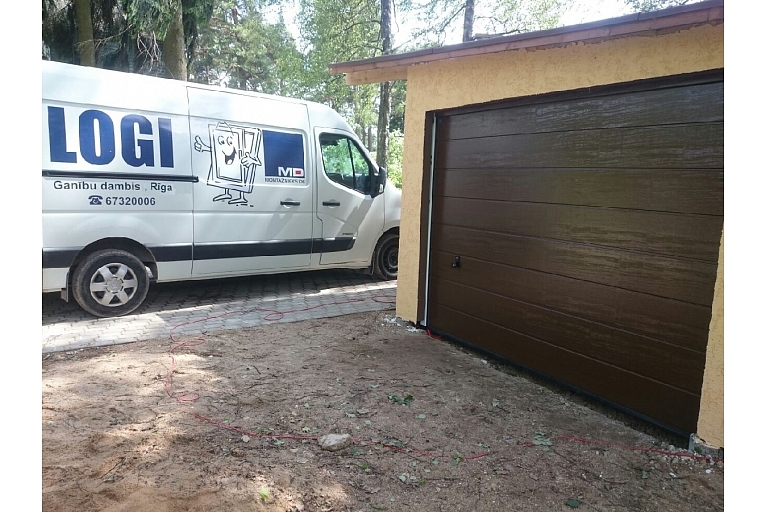 Garāžu vārti Ogrē