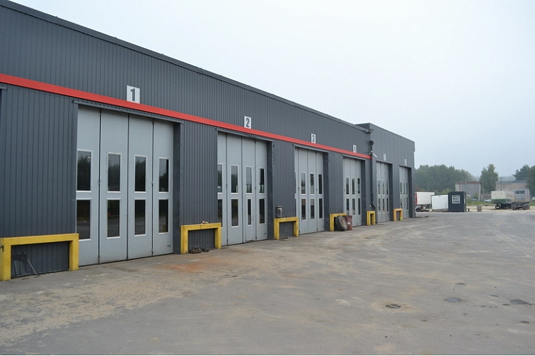 Hydraulic equipment