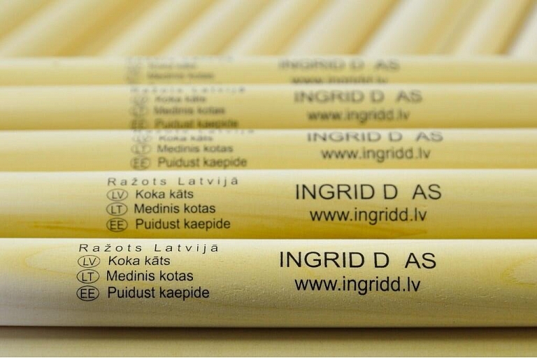 INGRID D wooden handle
