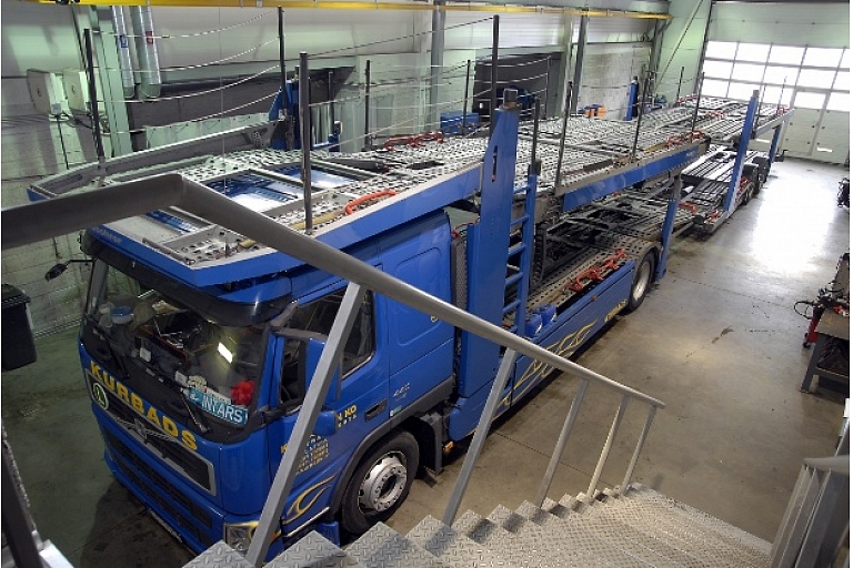 Komerctransporta serviss un pārbūves