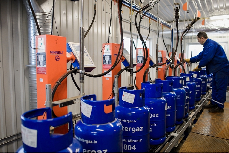 Liquefied gas