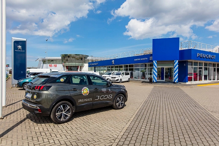 Peugeot krossover 3008 Amserv Krasta