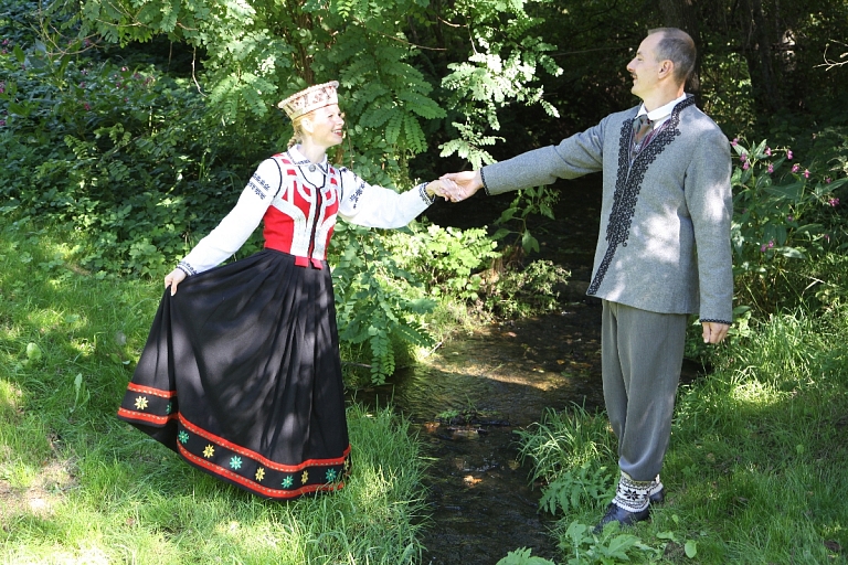 Пошив народных костюмов