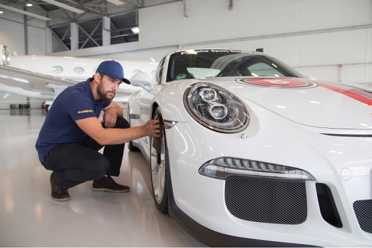 Pre-sale inspections and car preparation for exhibitions