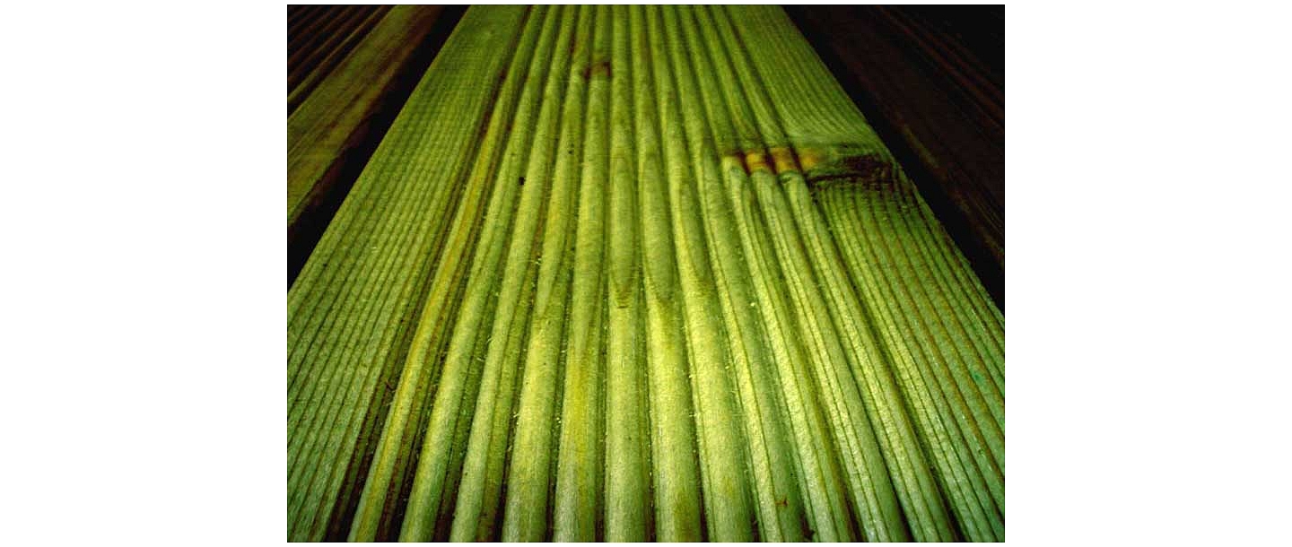 Пропитанная  древесина