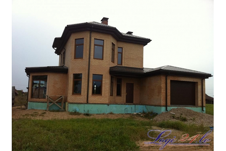 PVC and aluminum windows