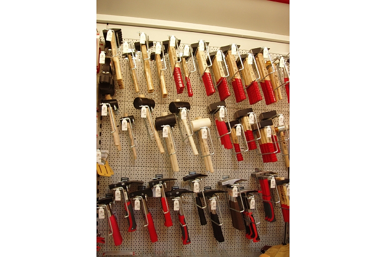 Shop stands LUNING SHOP FITTING